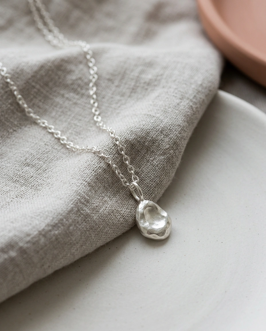 Handgemaakt collier in zilver